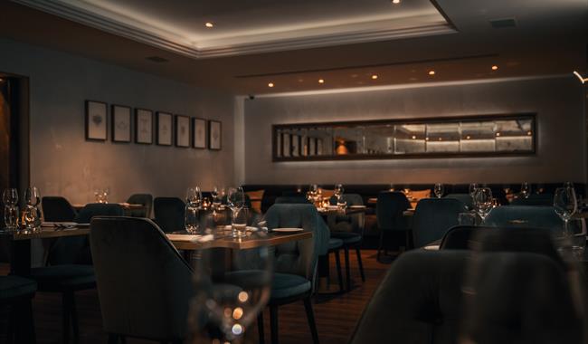 The Reading Room, Roseate Hotel, Reading