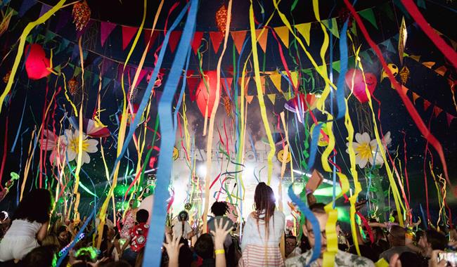 Raver Tots Kicks Off Summer Festival Tour at Mote Park in Kent on Bank Holiday Monday