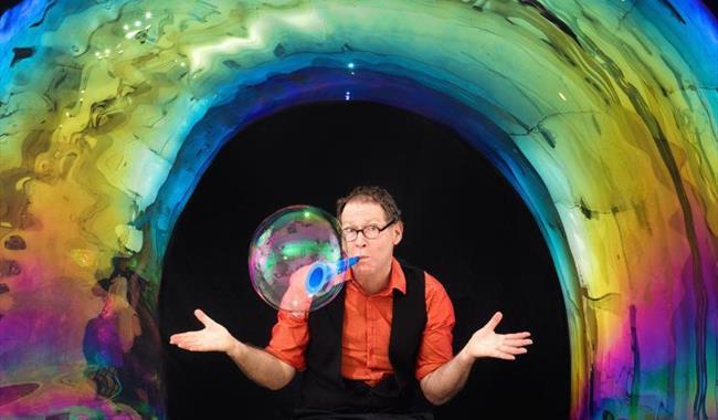 The Amazing Bubble Man