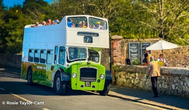 Vintage bus driving along with passengers, Wightrider, Isle of Wight Bus & Coach Museum, Ryde, classic buses, what's on, event - image credit: Rosie T