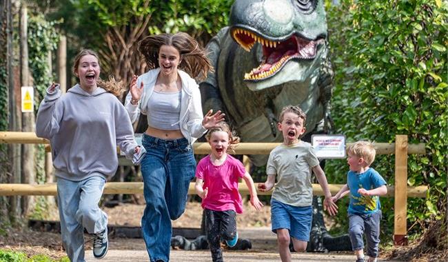 Dinosaurs at Birdworld