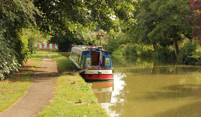 River boat on the Grand Union Canal