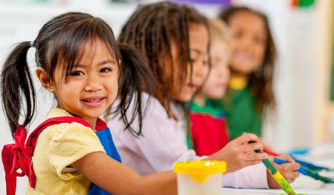 children doing arts and crafts