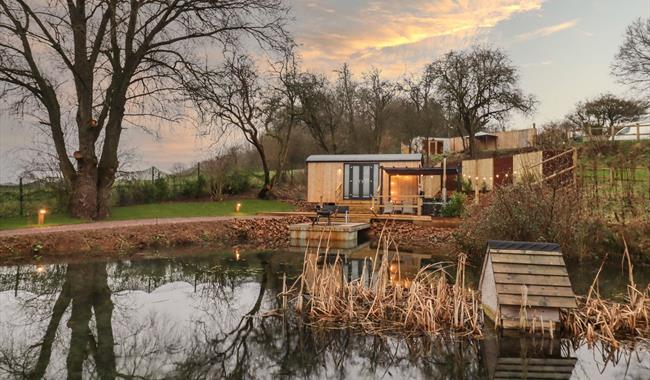 Snaptrip dog friendly cottages cheap