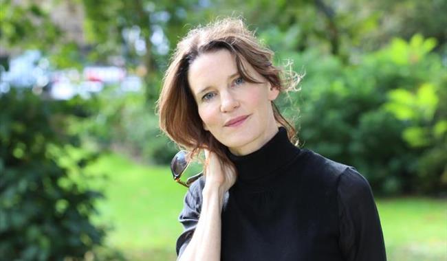 Susie Dent