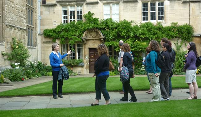 Visit Oxfordshire Walking Tours