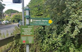 Thames Path signpost