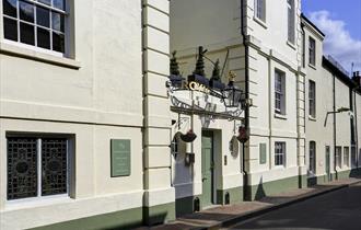 The Winchester Royal Hotel