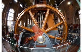 Brede Steam Giants