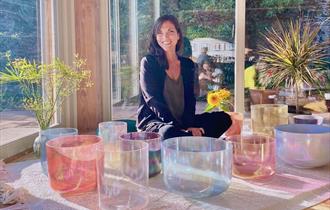 Crystal glass bowls for sound therapy