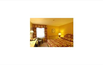 Cotswold Lodge Hotel