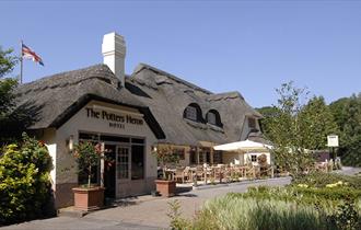 Potters Heron Hotel