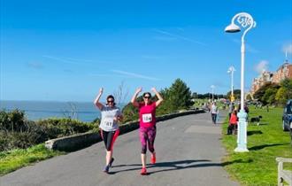 Runners at Folkestone HM