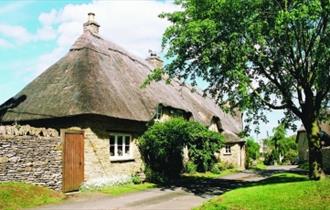 Thatched cottage in Great Rollright