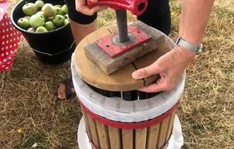 Apple press