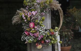 Bex Partridge Dried Flower Workshop