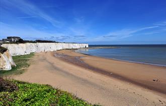 Kingsgate Bay, Broadstairs. Credit Tourism @ Thanet District Council
