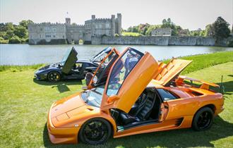 Motors by the Moat at Leeds Castle