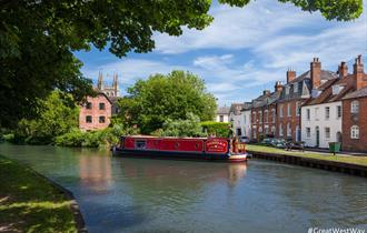 Canal boat in Newbury