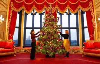 Christmas at Windsor Castle | © Royal Collection Enterprises Limited 2025 | Royal Collection Trust.