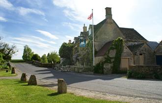 The Swan Inn, Swinbrook