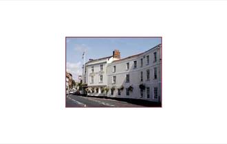 The Crown and Thistle Hotel