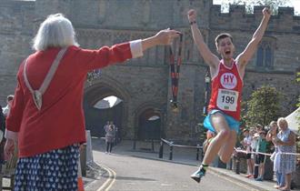 runner competing in the Battle 10k