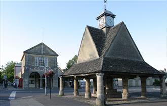 The Buttercross and Town Hall