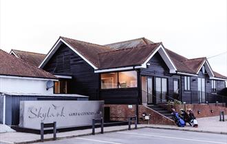 Skylark Country Club