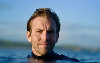 Tom Mustill