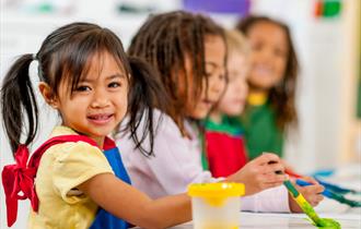 children doing arts and crafts