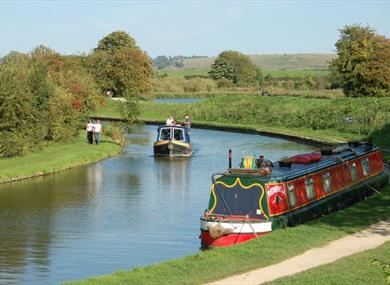 canal trips milton keynes