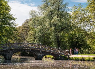 Staunton Country Park