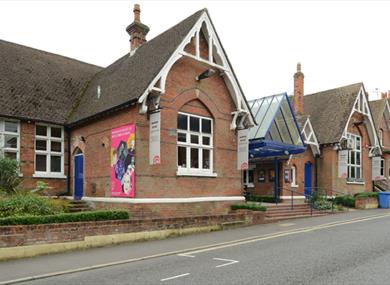 West End Centre, Aldershot