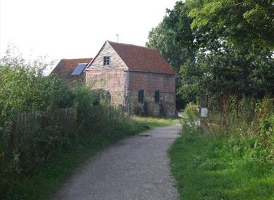 Chesworth Farm, located in Horsham, offers diverse wildlife, and a range of recreational activities for visitors to enjoy