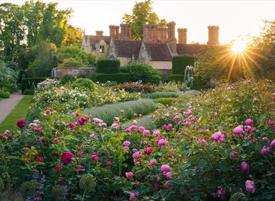 Borde Hill Garden credit Julie Skellton