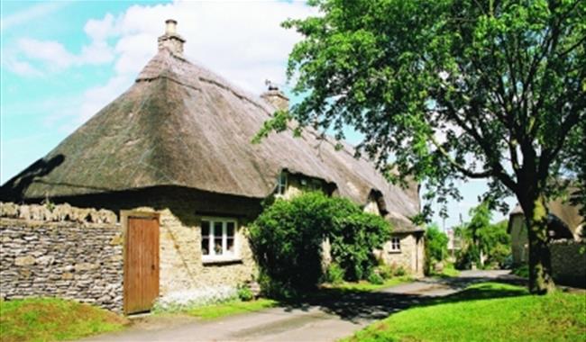 Thatched cottage in Great Rollright