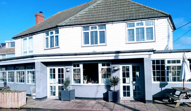 The Owl Camber, Rooms Camber, Accommodation Camber, Sea food, stay in Camber