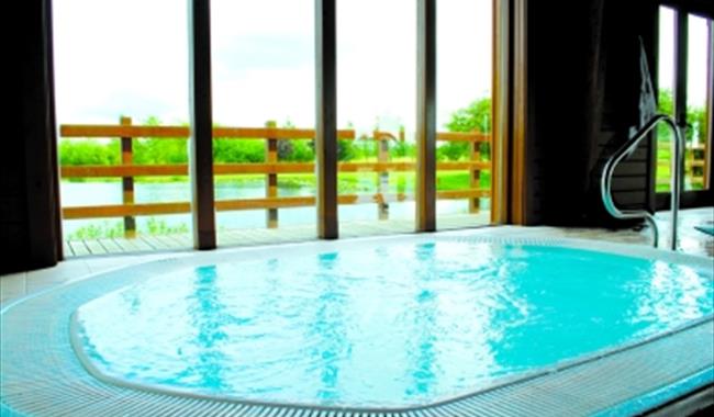 Jaccuzi at The Spa at Witney Lakes Resort