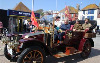Picture of vintage motocar at the Stade in Hastings.
