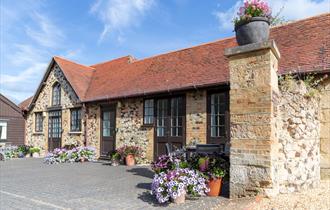 Farringford Self Catering Cottages Stables