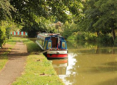 River boat on the Grand Union Canal