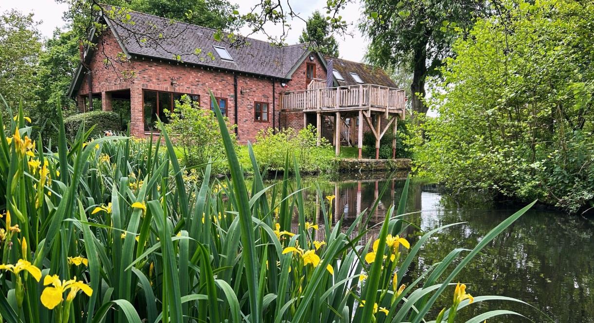 Outside image of Chained Oak Farm B&B