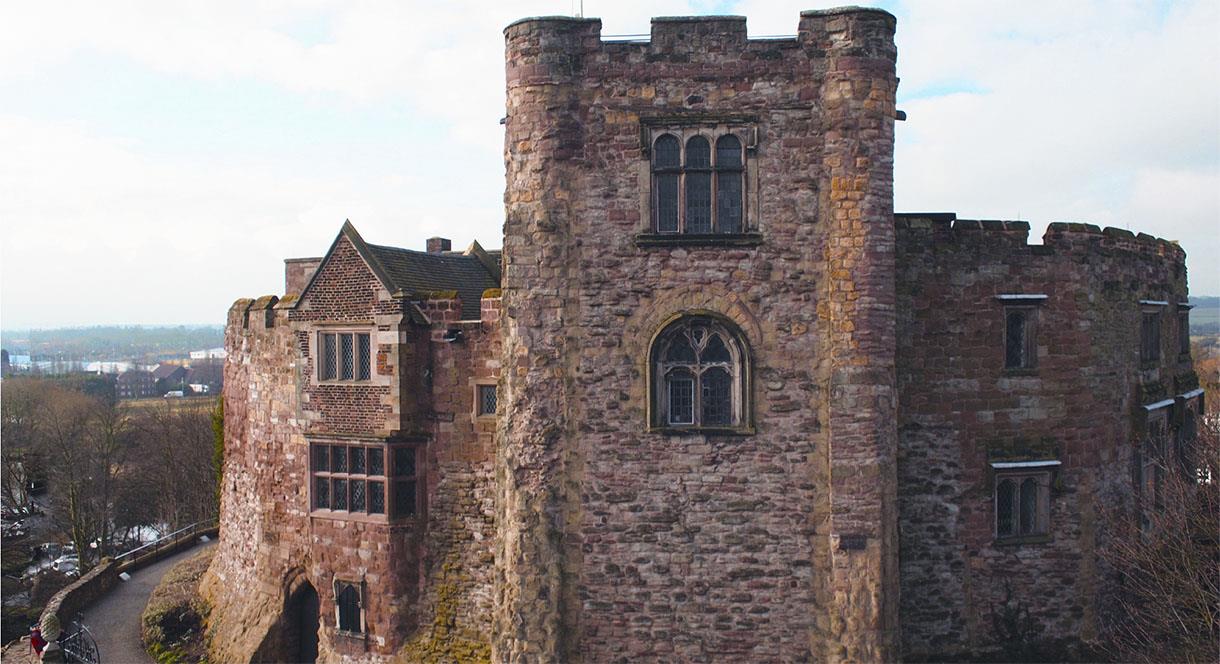Tamworth Castle Grounds : Tamworth Castle Pleasure Grounds Enjoy Staffordshire