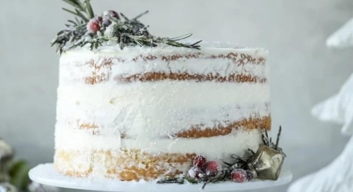 An enticing Christmas Cake - learn how to decorate one on this course from Perrys Field to Fork, Staffordshire