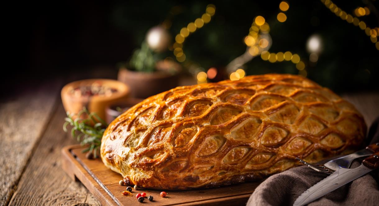 Learn how to make this hearty Christmas treat at Perrys Field to Fork, Staffordshire