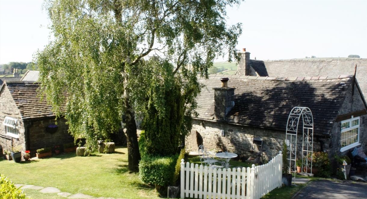 Image showing exterior of cottage