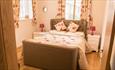 Hilltop Farm Barns - Horseshoe Cottage double bedroom