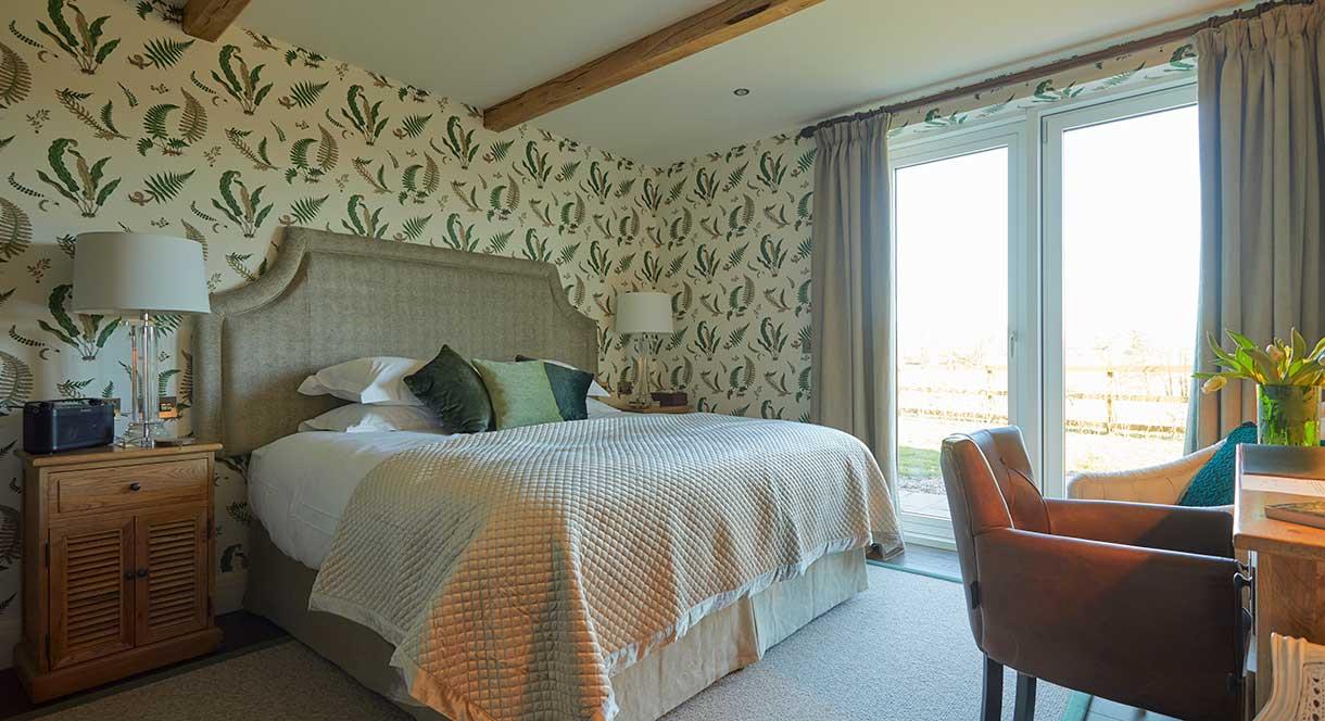 Double bedroom Walnut House at the Duncombe Arms, Staffordshire