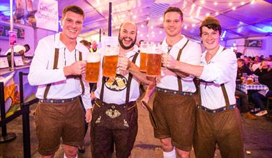 Oktoberfest participants